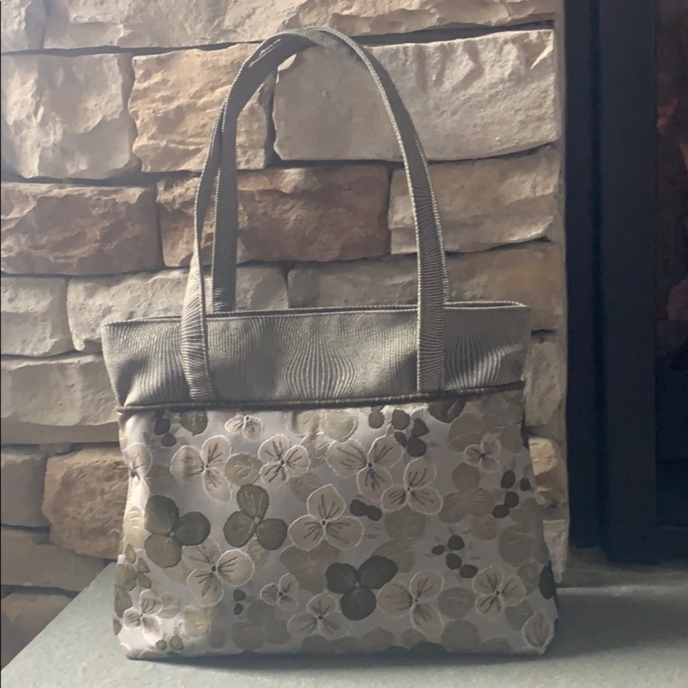 NWT Maruca Boxcar Purse